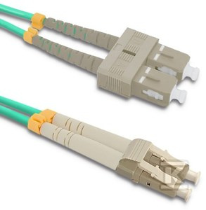 PATCHCORD LC/UPC-SC/UPC OM4 DUPLEX 5M
