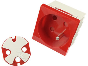 MODULARNE GNIAZDO ELEKTRYCZNE 2P+Z, 45X4